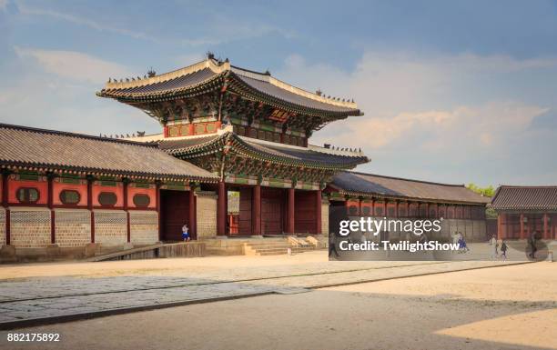 gyeongbokgung palace - gwanghwamun gate stock pictures, royalty-free photos & images