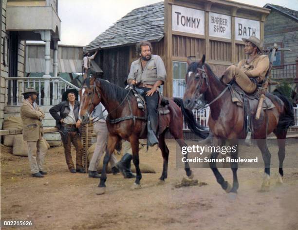 Terence Hill on the set of "On continue à l'appeler Trinita"directed by Enzo Barboni in 1971