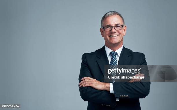 be a leader and a boss - fato imagens e fotografias de stock
