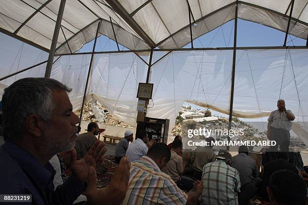 Samuni Al Samuni Photos and Premium High Res Pictures - Getty Images