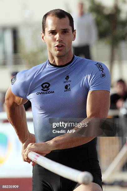 French world polevault vice-champion Romain Mesnil runs during a pole vault event of an athletics' meeting at Herouville-Saint-Clair northwestern...