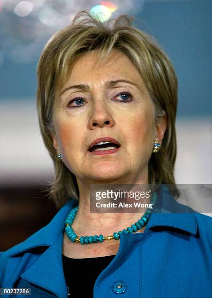Secretary of State Hillary Rodham Clinton makes remarks to welcome South Korean Foreign Minister Yu Myung-hwan at the State Department June 5, 2009...