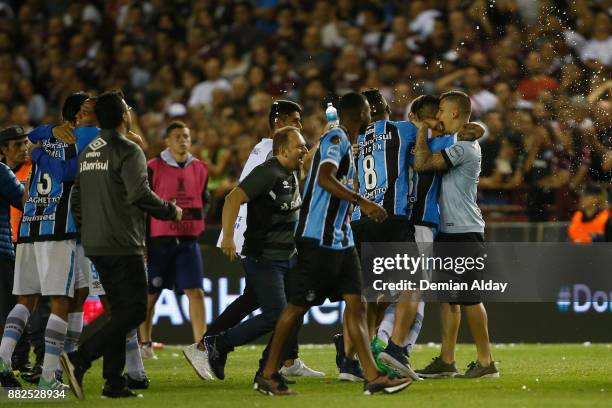 Players of Gremio celebrate the championship after the second leg match between Lanus and Gremio as part of Copa Bridgestone Libertadores 2017 Final...