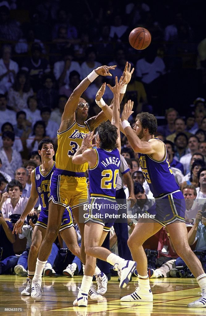 Los Angeles Lakers Kareem Abdul Jabbar In Action Pass Vs Utah Jazz los-angeles-lakers-kareem-abdul-jabbar-in-action-pass-vs-utah-jazz