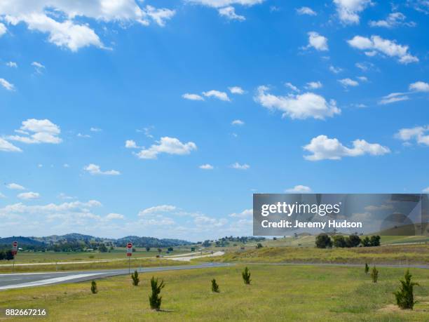 australian rolling hills - bright victoria australia stock pictures, royalty-free photos & images