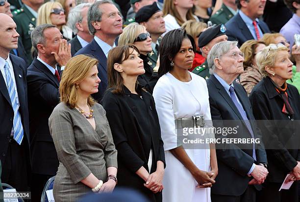 British First Lady Sarah Brown, French First Lady Carla Bruni-Sarkozy, US First Lady Michelle Obama and US President Barack Obama's uncle Charlie...