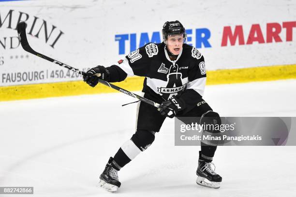 Shaun Miller of the Blainville-Boisbriand Armada calls for the puck against the Baie-Comeau Drakkar during the QMJHL game at Centre d'Excellence...