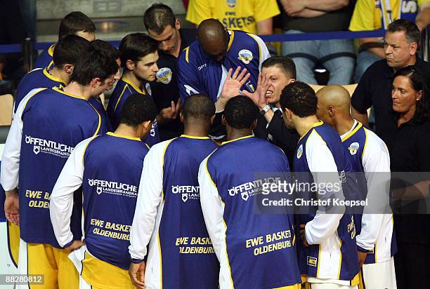 Head coach Predrag Krunic of Oldenburg gives instructions to his team during the Basketball Bundesliga Play-Off match between EWE Baskets Oldenburg...