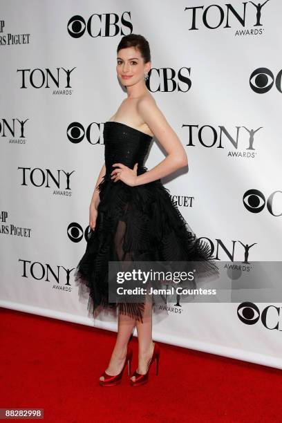 Actress Anne Hathaway attends the 63rd Annual Tony Awards at Radio City Music Hall on June 7, 2009 in New York City.