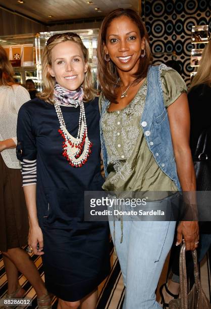 Tory Burch Malibu Store Opening Photos and Premium High Res Pictures ...
