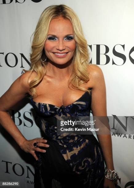 Kristin Chenoweth backstage at the 63rd Annual Tony Awards at Radio City Music Hall on June 7, 2009 in New York City.