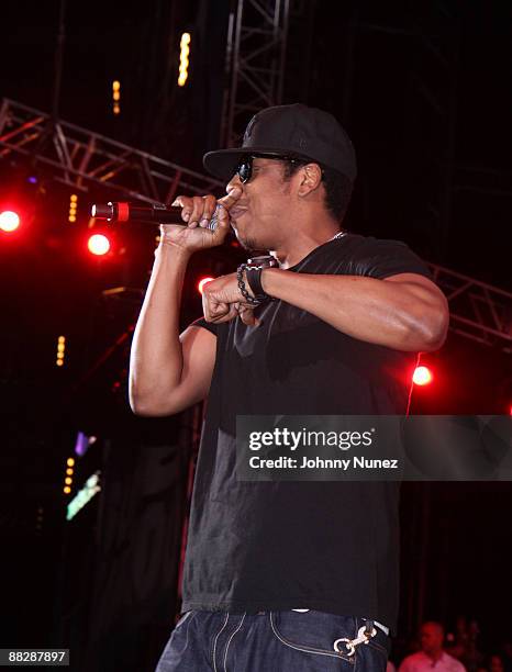 Jay-Z performs during HOT 97 Summer Jam 2009 at Giants Stadium on June 7, 2009 in East Rutherford, New Jersey.