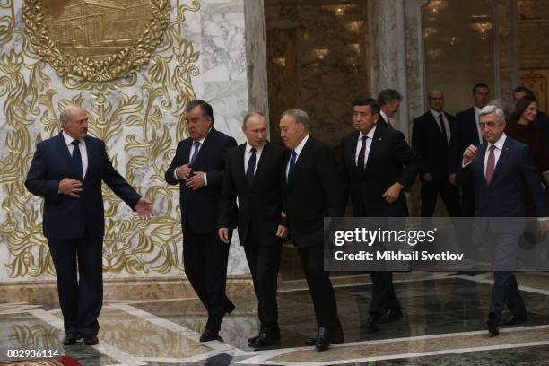 Armenian President Serge Sargsyan , Belarussian President Alexander Lukashenko , Kazakh President Nursultan Nazarbayev , Kyrgyz President Sooronbay...