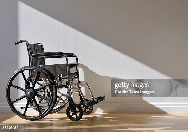 wheelchair - sedia a rotelle foto e immagini stock