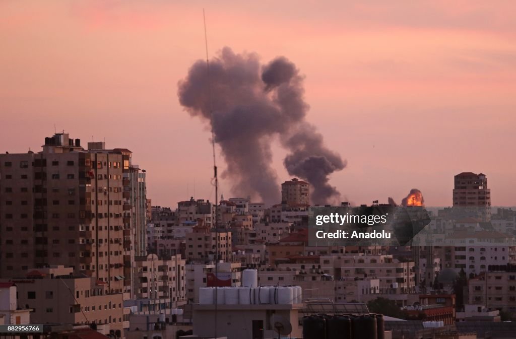 Israeli army carried out airstrikes over Gaza