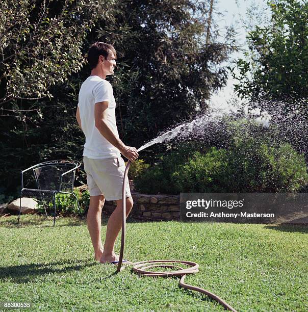 33 211点の水撒きのストックフォト Getty Images 33 211点の水撒きのストックフォト Getty Images