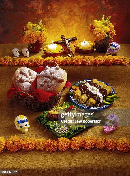 dia de los muertos altar - day of the dead stock pictures, royalty-free photos & images