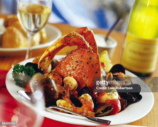 shellfish entree - dungeness stock pictures, royalty-free photos & images
