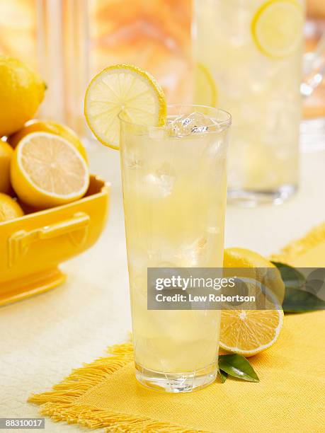 glass of lemonade - traditional lemonade stock pictures, royalty-free photos & images