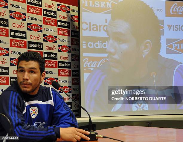 Paraguayan footballer Salvador Cabanas speaks during a press conference following a training session on June 8, 2009 in Ypane. Paraguay will meet...