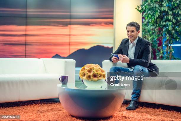 talk show host - television studio stock pictures, royalty-free photos & images