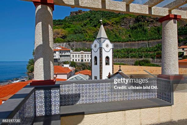 Historische Altstadt von Ponta do Sol mit der Kirche Ingreja Nossa Senhora da Luz , Madeira, Portugal