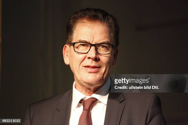 Bundesminister Dr. Gerd Müller Podiumsdiskussion der ITB am in Berlin
