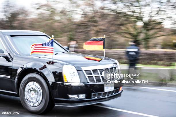Obama Besuch mit Limousine Nähe Bundeskanzleramt am in Berlin