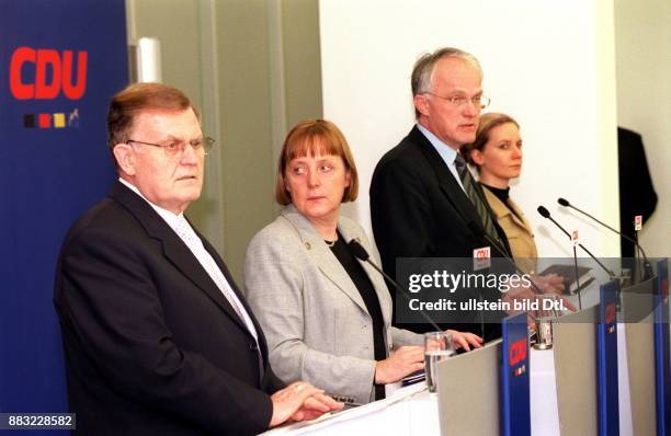 Politikerin, CDU, D Bundesvorsitzende der CDU - Pressekonferenz im Anschluss an eine CDU - Präsidiumssitzung in Berlin: Erwin Teufel,...