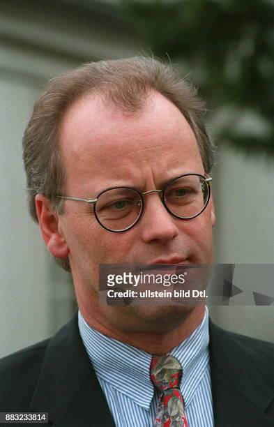 Politiker, SPD, D - Fraktionsvorsitzender der SPD Bundestagsfraktion im Deutschen Bundestag - 00.04.1996