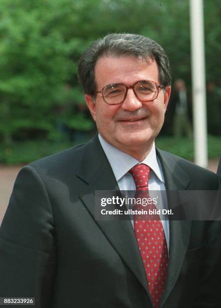 Prodi, Romano *- Wirtschaftswissenschaftler, Politiker, Italien Ministerpraesident Praesident der Europ. Kommission - Portrait