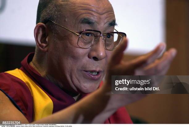 Dalai Lama, 14. *- Geistliches Oberhaupt der Tibeter, China Friedensnobelpreis 1989 - waehrend seiner Deutschlandreise bei der...