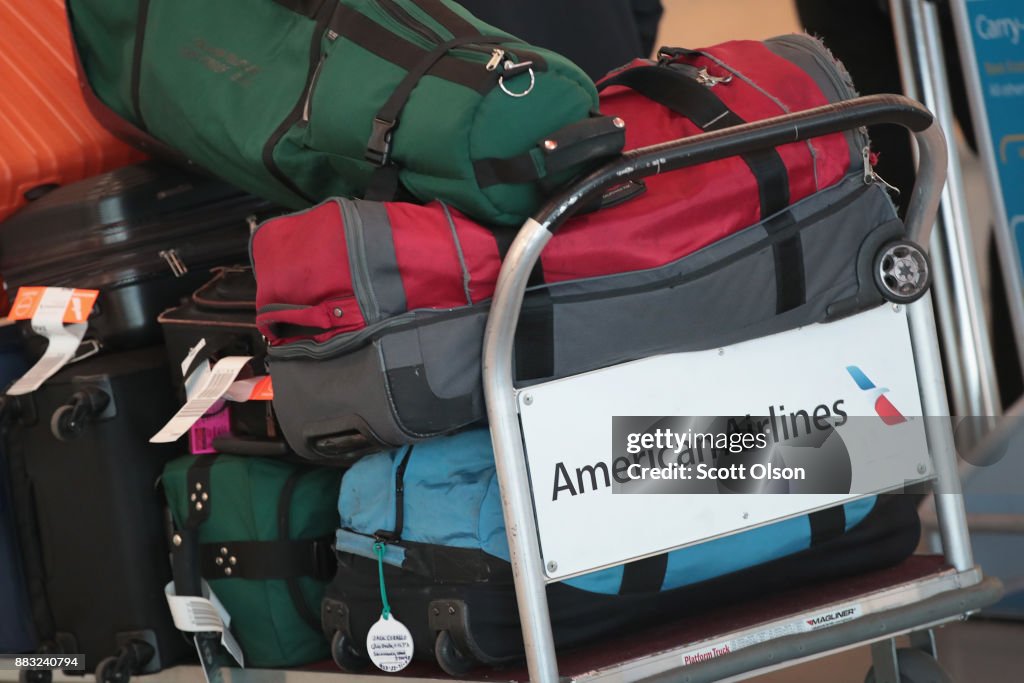 American Airlines Computer Glitch Leaves 15,000 Holiday Flights Without Pilots