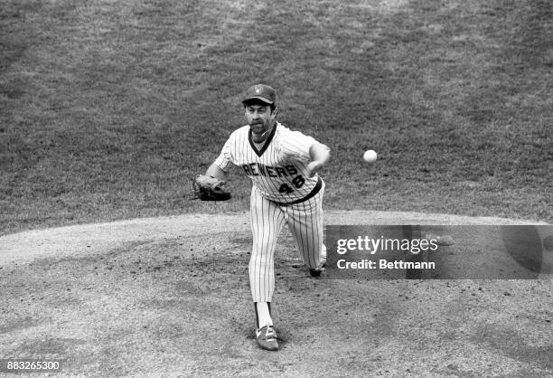 Brewers' Mike Caldwell fires away at the Cardinals in game of the World Series.