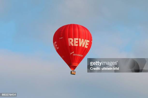 231 Heissluftballon Stock Photos, High-Res Pictures, and Images - Getty  Images