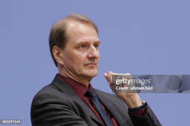 Prof. Dr. Dirk Messner, WBGU Co-Vorsitzender und Direktor des Deutschen Instituts für Entwicklungspolitik in Bonn, Deutschland, Berlin,...