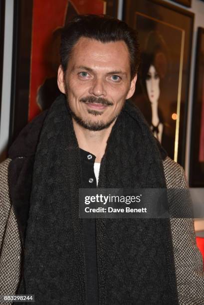 Matthew Williamson attends a private view of artist Rebecca Leigh's exhibition hosted by Sadie Frost at Tann Rokka on November 30, 2017 in London,...