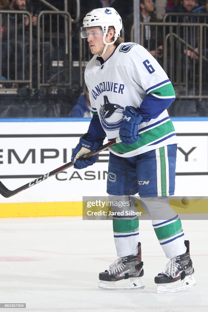 Vancouver Canucks v New York Rangers