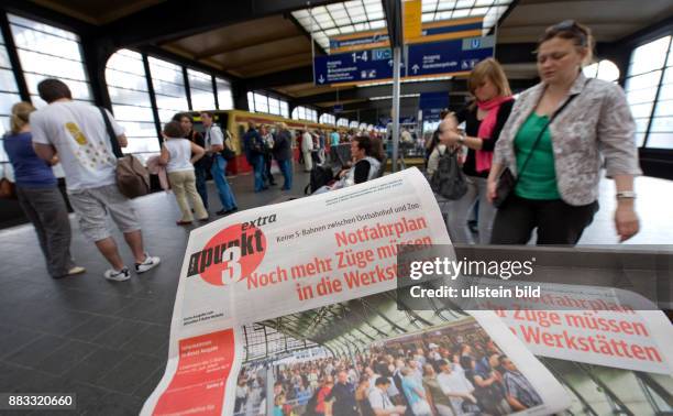 Bundesrepublik Deutschland Berlin Berlin - Bahnhof Zoologischer Garten, Notfahrplan S-Bahn, Ankuendigung Ausfall der S-Bahnzuege zwischen Zoo und...