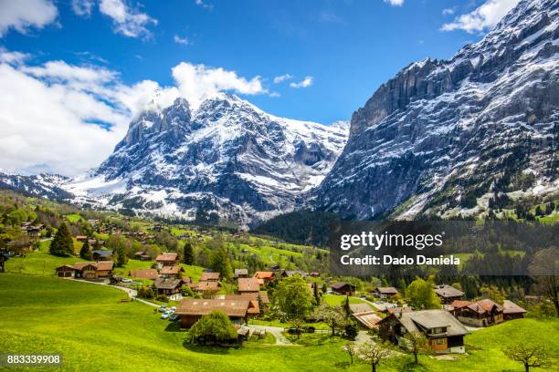 grindelwald - eiger mönch jungfrau stockfoto's en -beelden