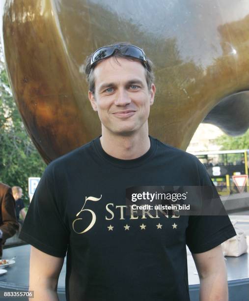 Actor Ralph Bauer 322 Ralf Bauer Bei Photos & High Res Pictures - Getty Images