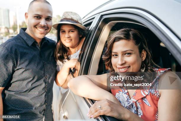 family ready to adventure - indian family vacation stock pictures, royalty-free photos & images