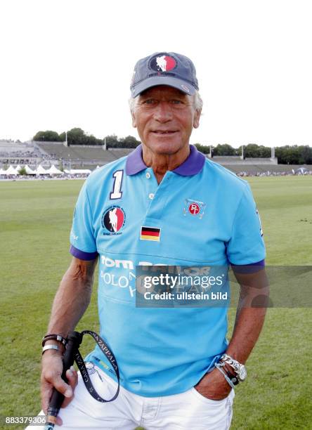 Uwe Schröder, Gründer der Modemarke Tom Tailor beim Maifeld-Cup im Olympiapark in Berlin