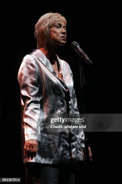 Die Schauspielerin Judy Winter aufgenommen bei den Proben zu dem Stück "Hilde Knef Der Teufel und die Diva" im Theater am Kudamm in Berlin. Regie...