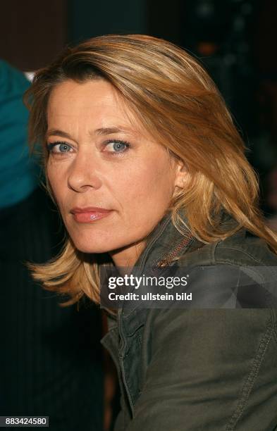 Sara Rudnik 675 Barbara Rudnik Photos & High Res Pictures - Getty Images