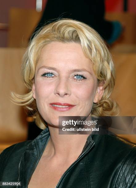 356 Janette Rauch Stock Photos, High-Res Pictures, and Images - Getty ...