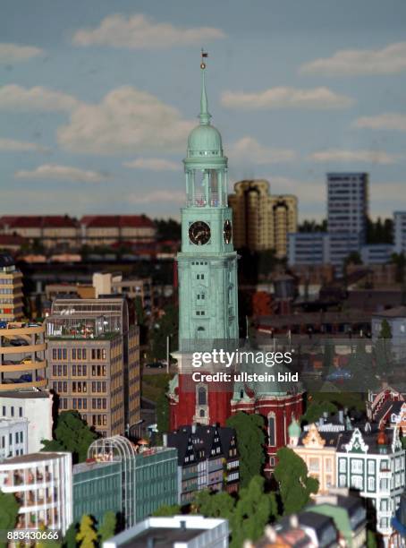 Miniatur Wunderland: Hamburger Michel in Miniaturformat - Innenansicht