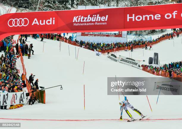 Stefan Luitz ueberquert die Ziellinie, waehrend dem FIS Slalom Ski Weltcup der Herren auf dem Gaslernhang, am 24. Januar 2016 in Kitzbuehel.