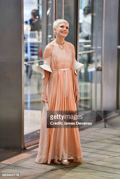 Michelle Williams arrives to Alice Tully Hall at Lincoln Center for An Evening Honoring Louis Vuitton and Nicolas Ghesquiere on November 30, 2017 in...