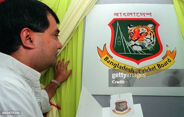 Bangladesh Cricket Board president Saber Hossain Chowdhury inaugurates the new offical logo of BCB which is created by a local artist Rezaul Haider,...